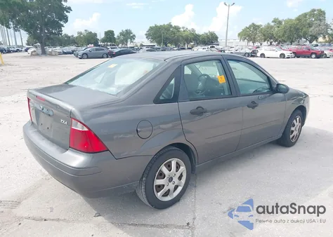 2005 Ford Focus Zx4 z USA, uszkodzony, nr VIN 1FAFP34N55W200945